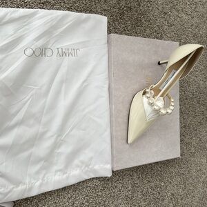 Jimmy Choo Aurelie 65 pump. Size 37. Latte/white.